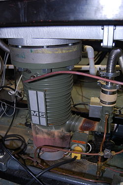 六英寸油扩散泵